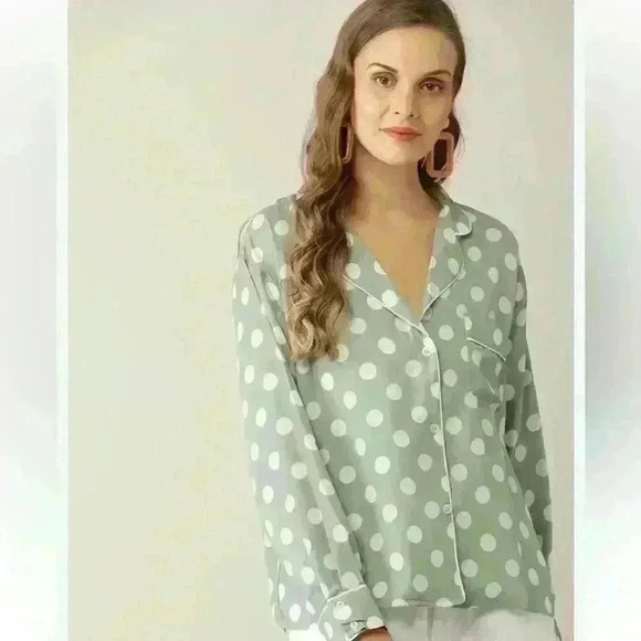 MANGO  POLKA DOT GREEN BUTTON DOWN BLOUSE SMALL (2) - Picture 2 of 7